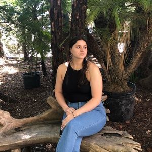 Meet your Posher, Casey